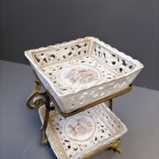 Serviteur faience