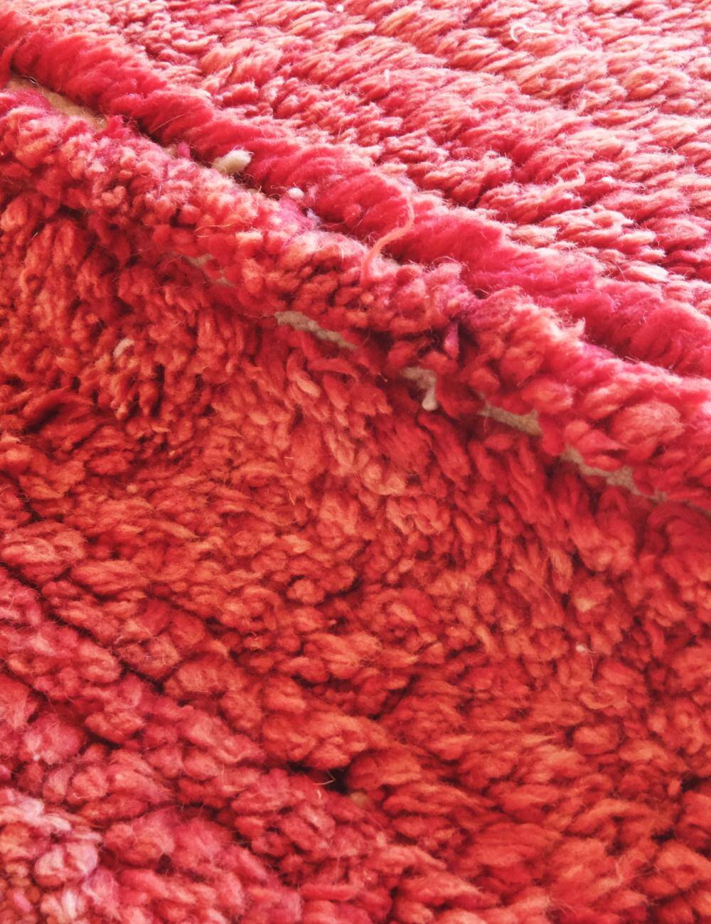 Tapis contemporain coloré