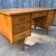 Bureau vintage à pieds compas en chêne