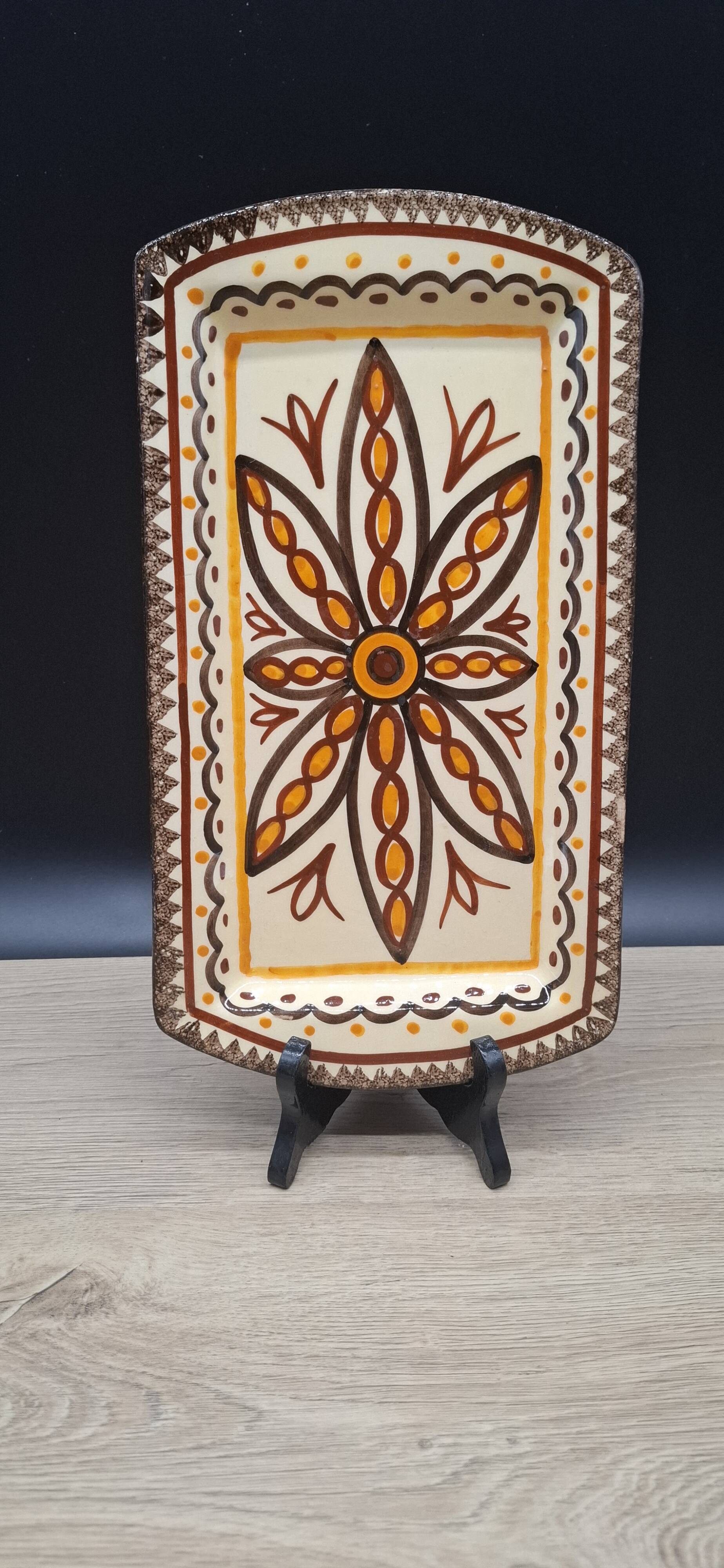 Quimper service dish