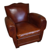 Fauteuil club dossier moustache