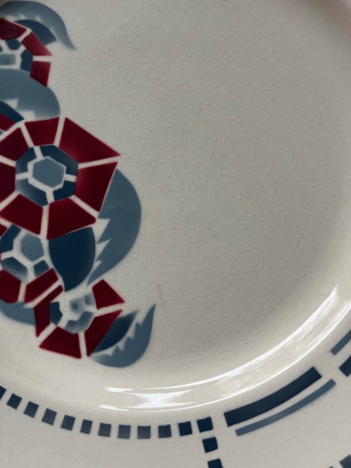 Assiettes Terre de Fer Longchamp