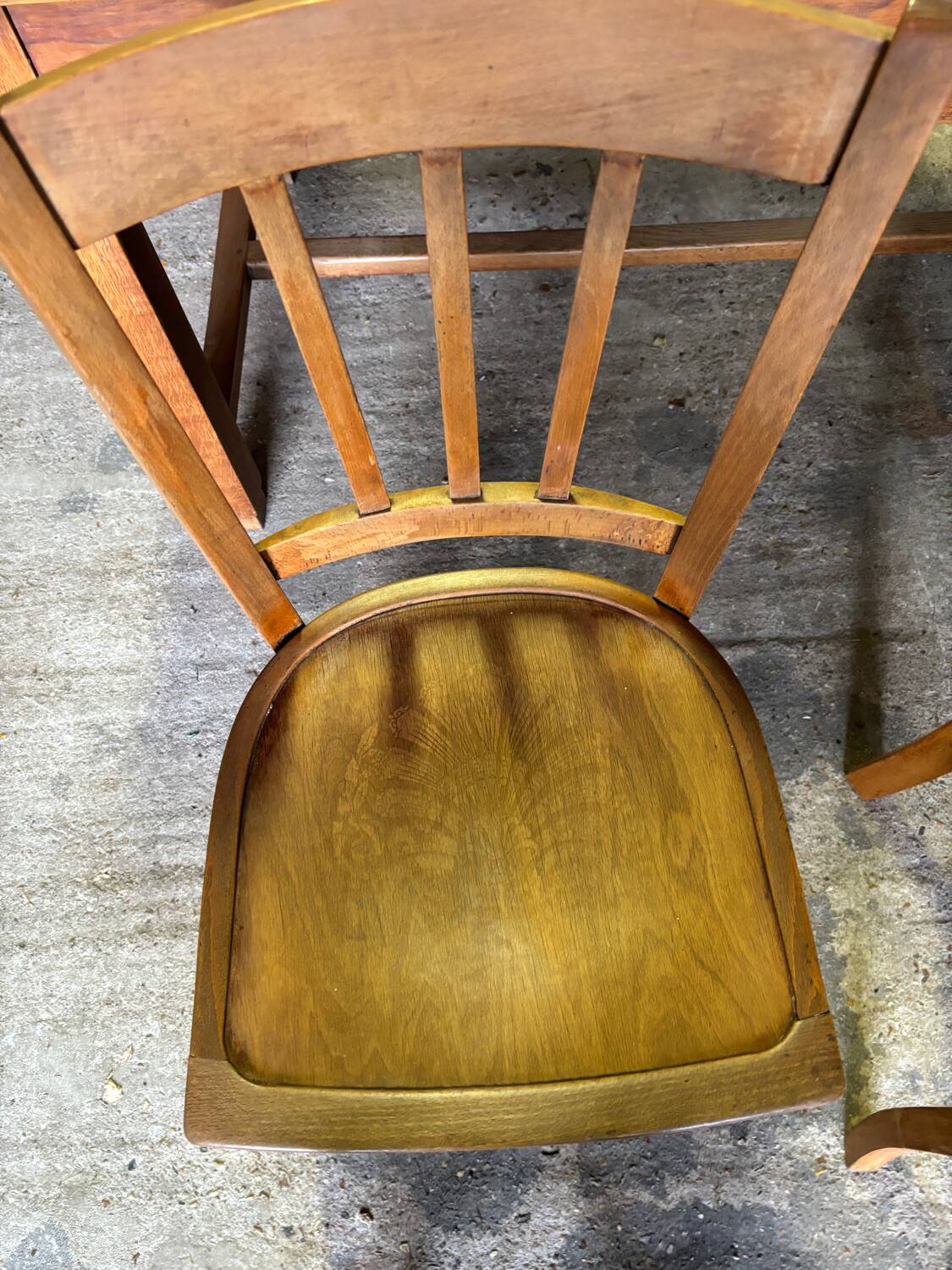 Ensemble de 4 chaises bistrot