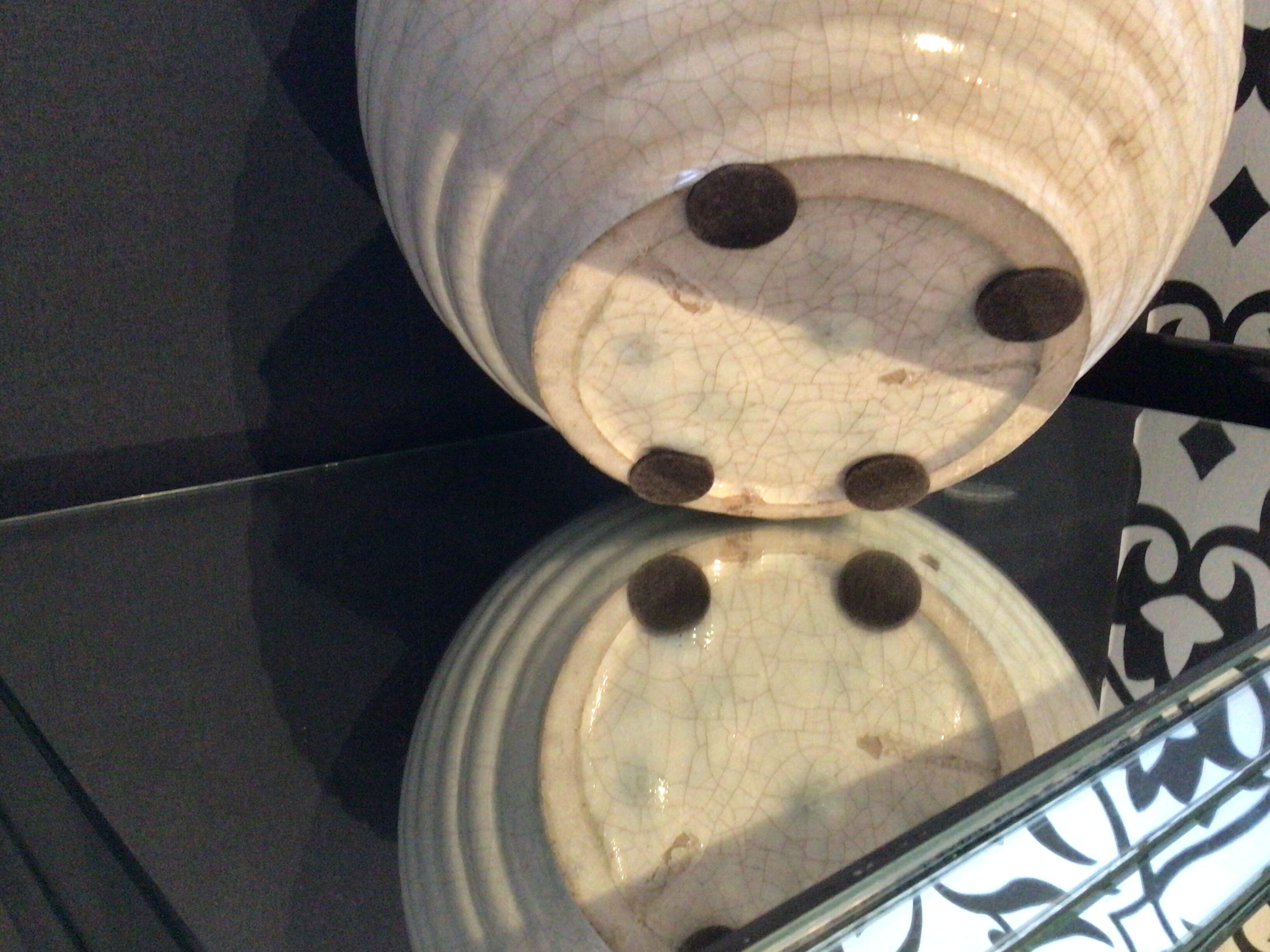 Cache pot