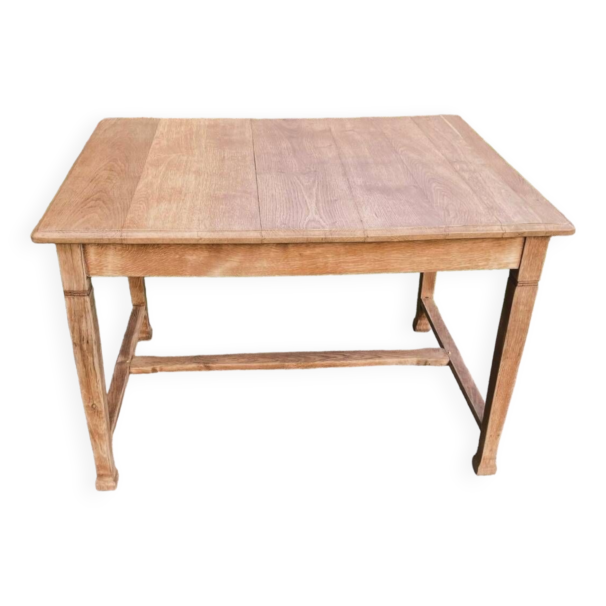 Dining table with extensions