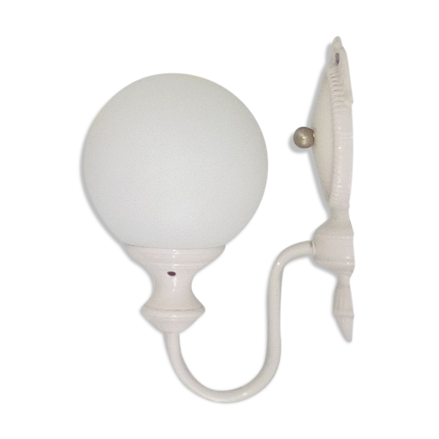 Globe opaline sconce 70s
