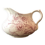 Broc de toilette terre de fer rose