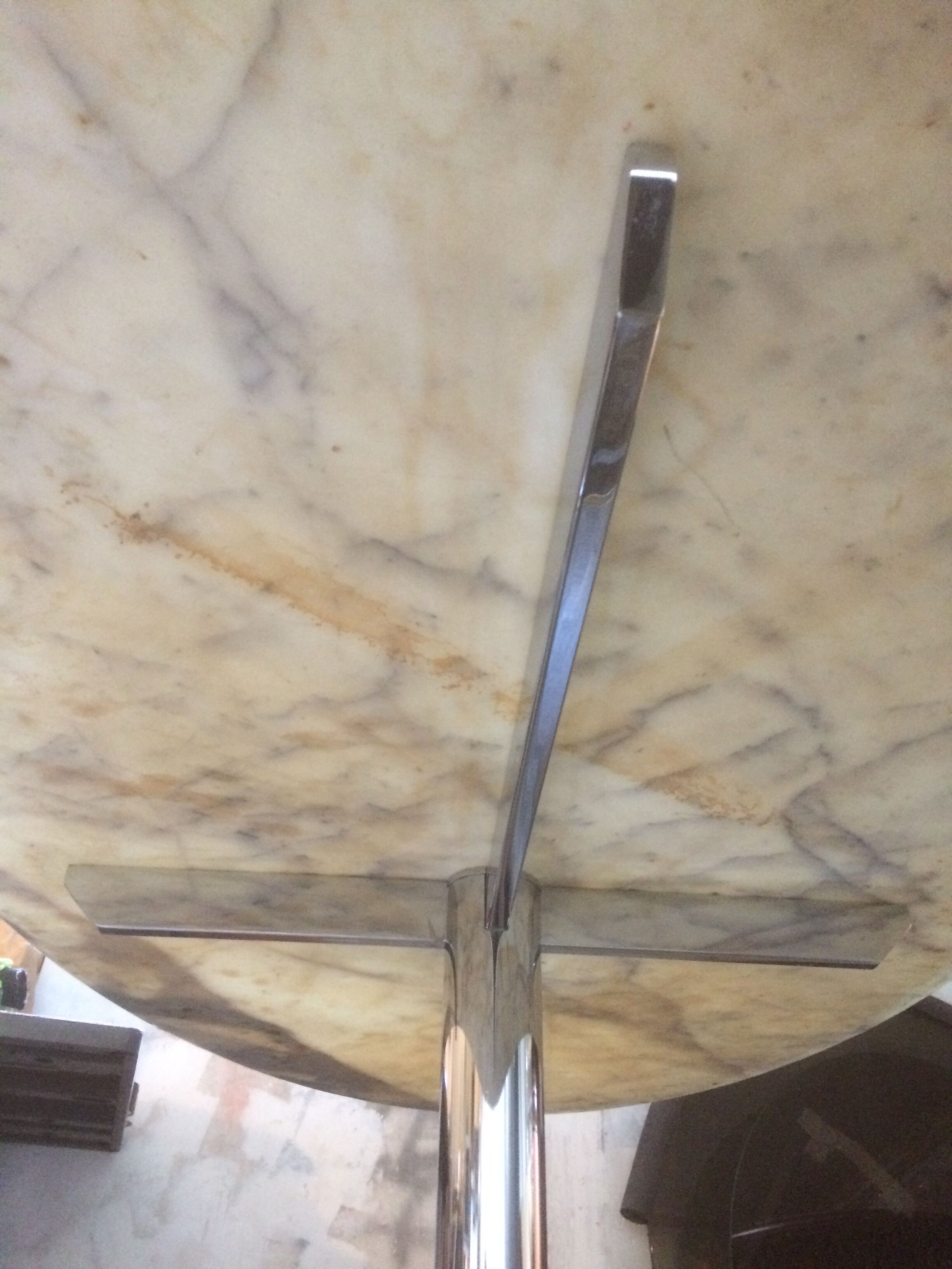 Arabescato marble table Roche-Bobois edition 1970