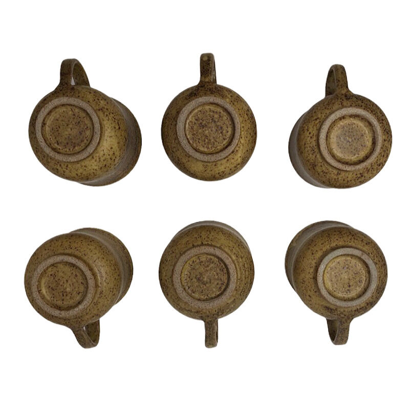 Set cups under sandstone cups