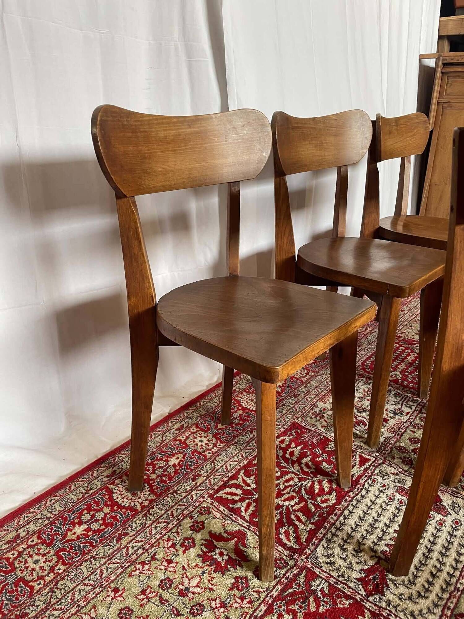 Set of 5 vintage wooden bistro chairs – Baumann style