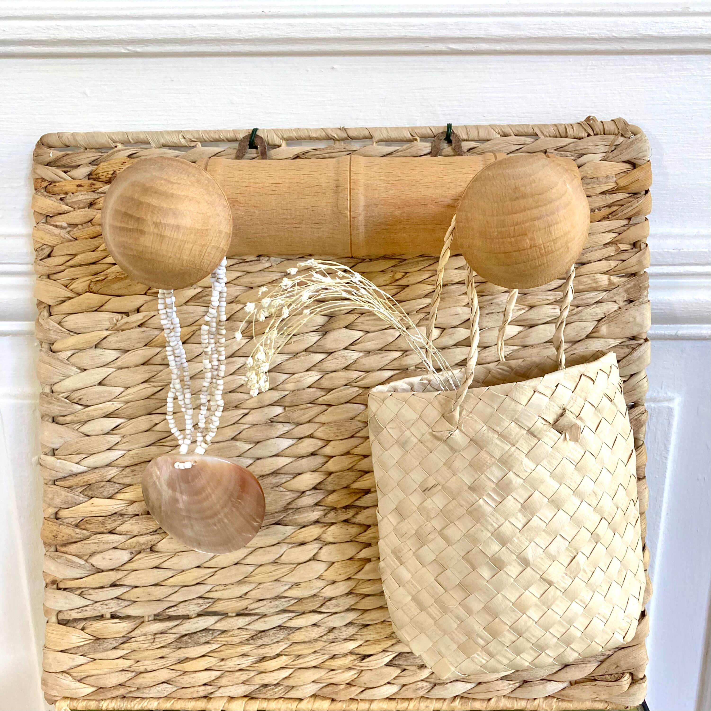Patère porte-manteau mural en bois brut