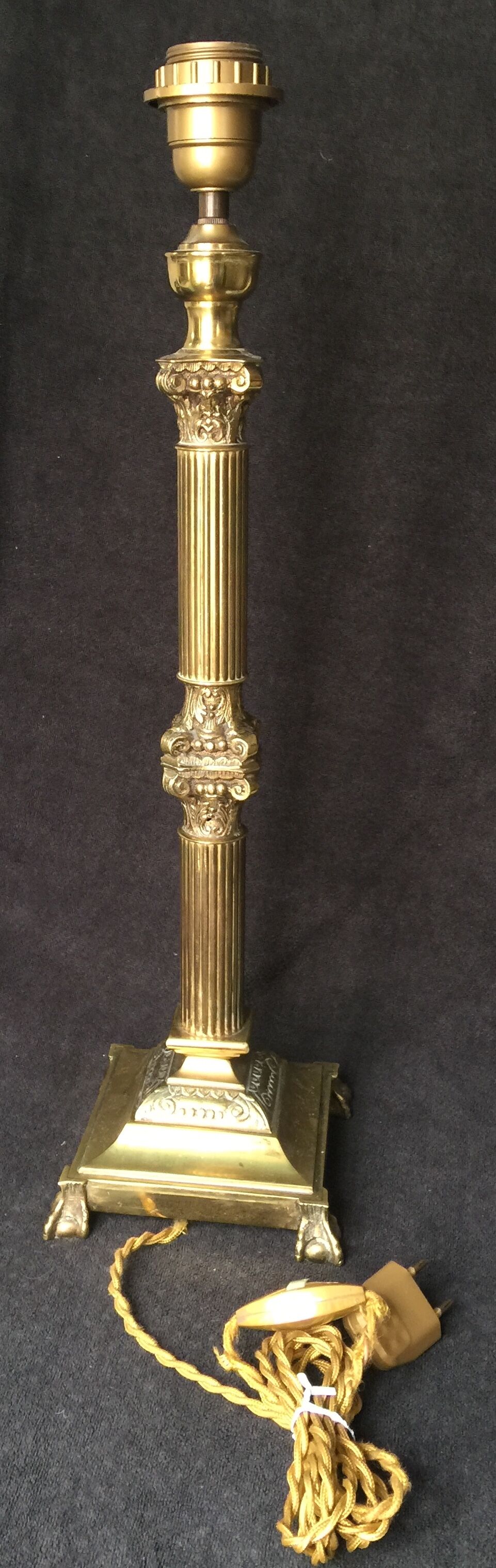 Bronze lamp foot fluted barrel with capitals