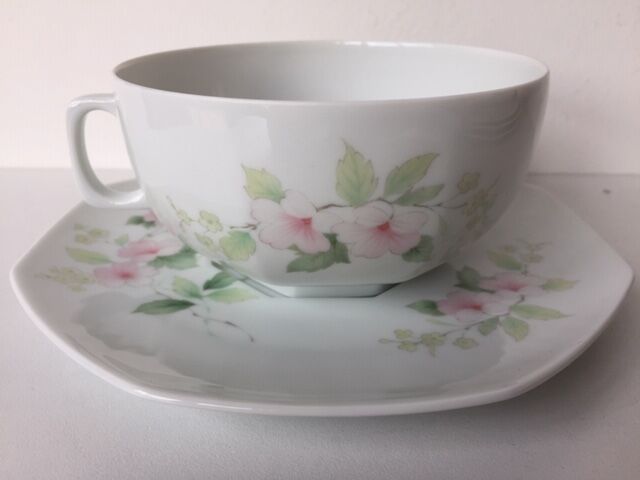 Set of 4 cups Limoges Lafarge