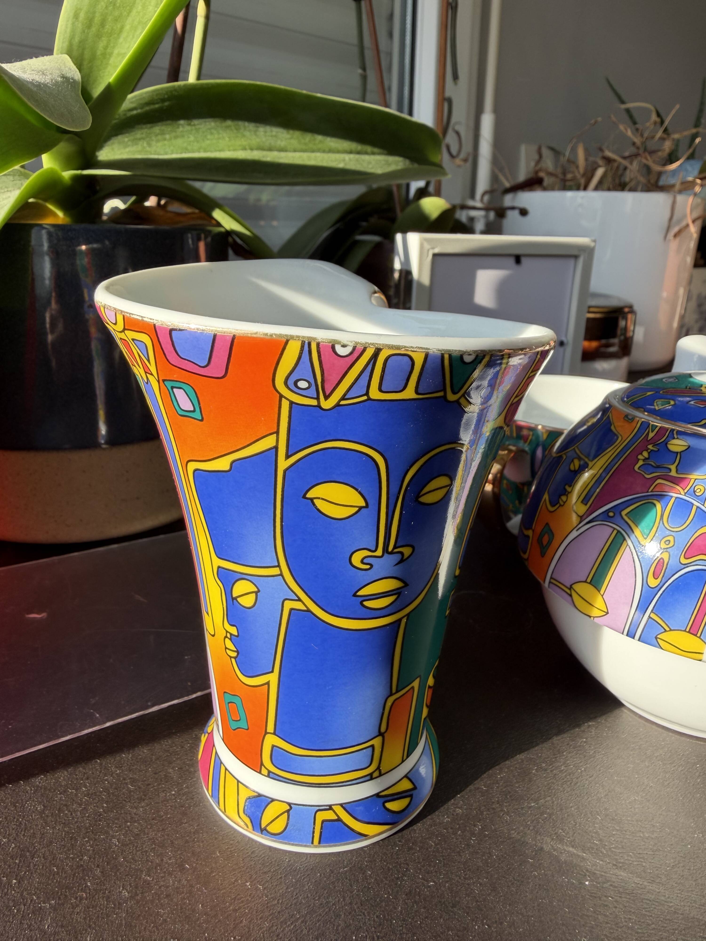 Teapot and cups "So French" decor of the galleon