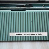 Typewriter portable olivetti lettera 32