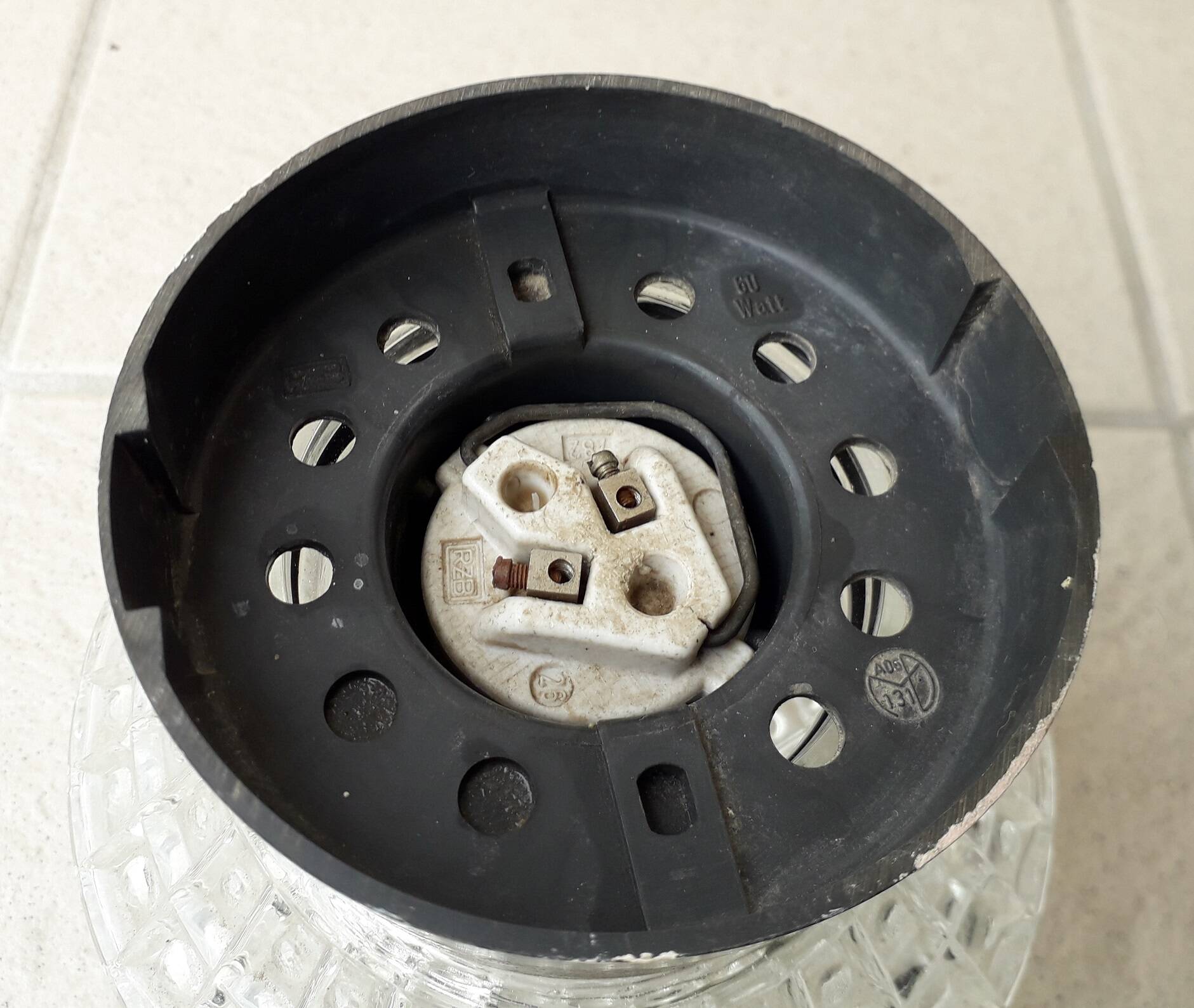 Ceiling or wall light