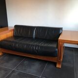 Frank Lloyd Wright's Robie 3 sofa for Cassina