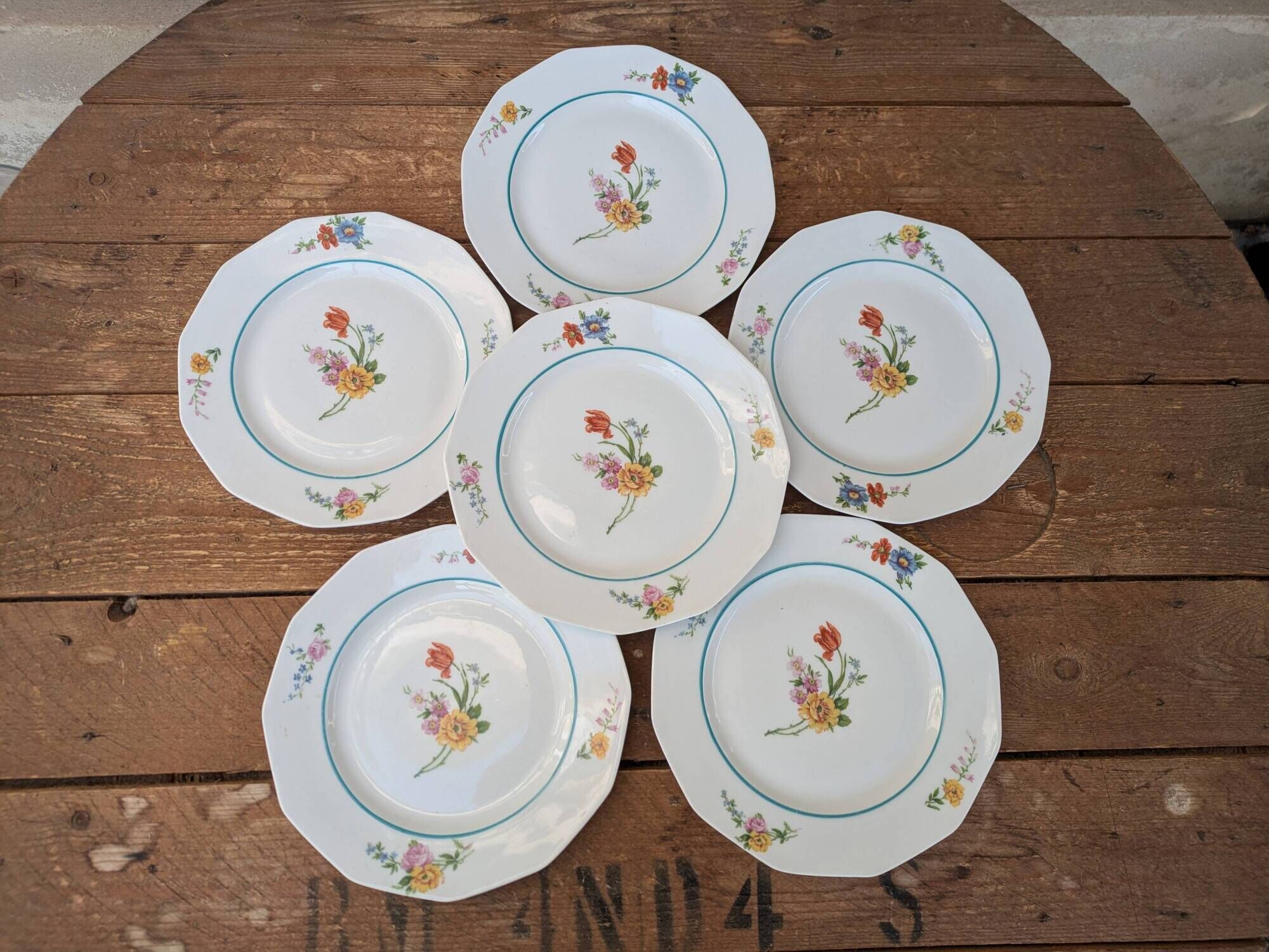 Ensemble de 6 assiettes à dessert à motif de bouquet de fleurs 20.5cm