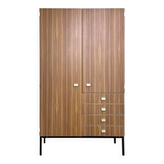 Armoire années 60 par Pierre Guariche pour Meurop