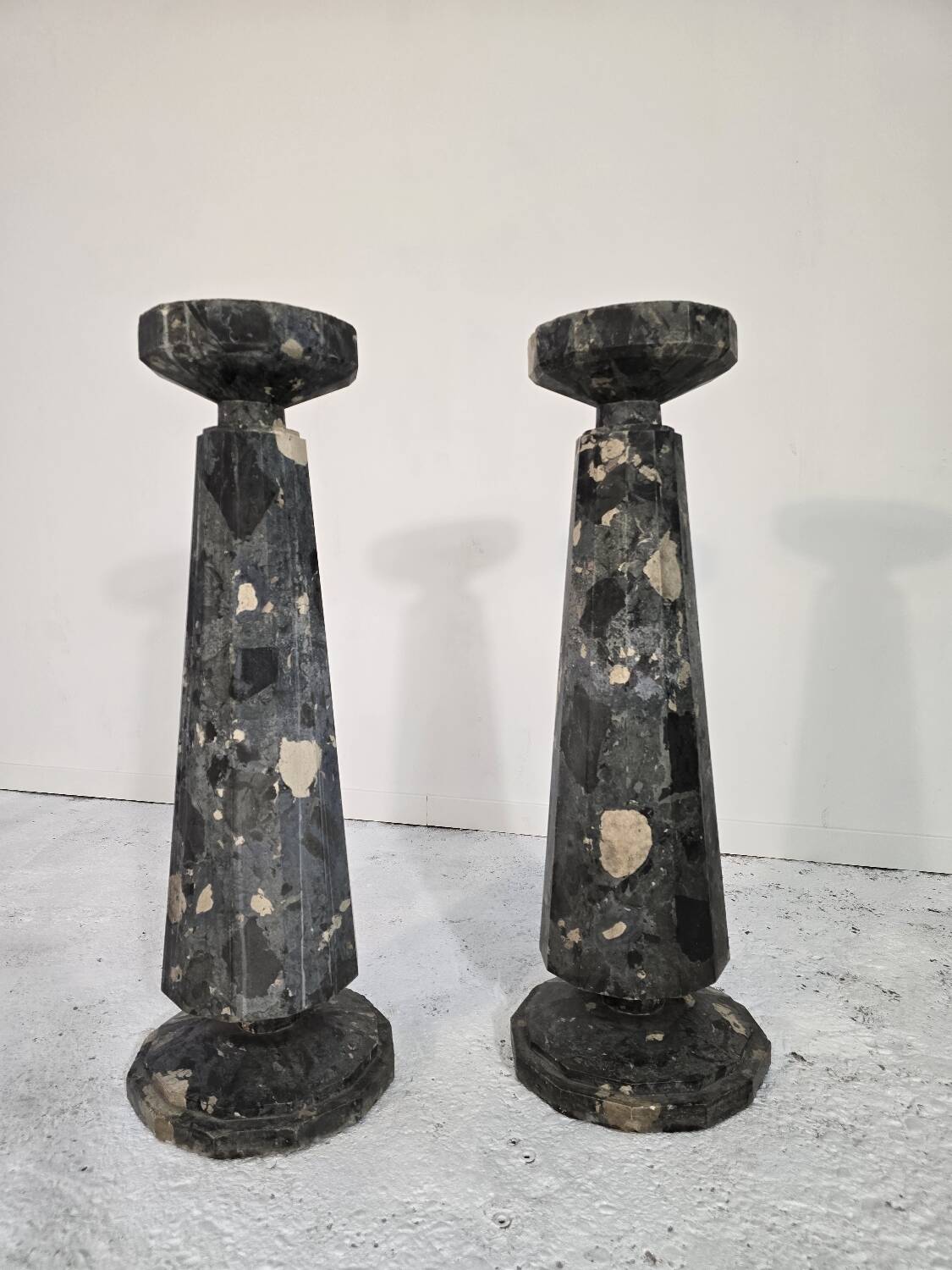 Pair of Art Deco marble columns 1900