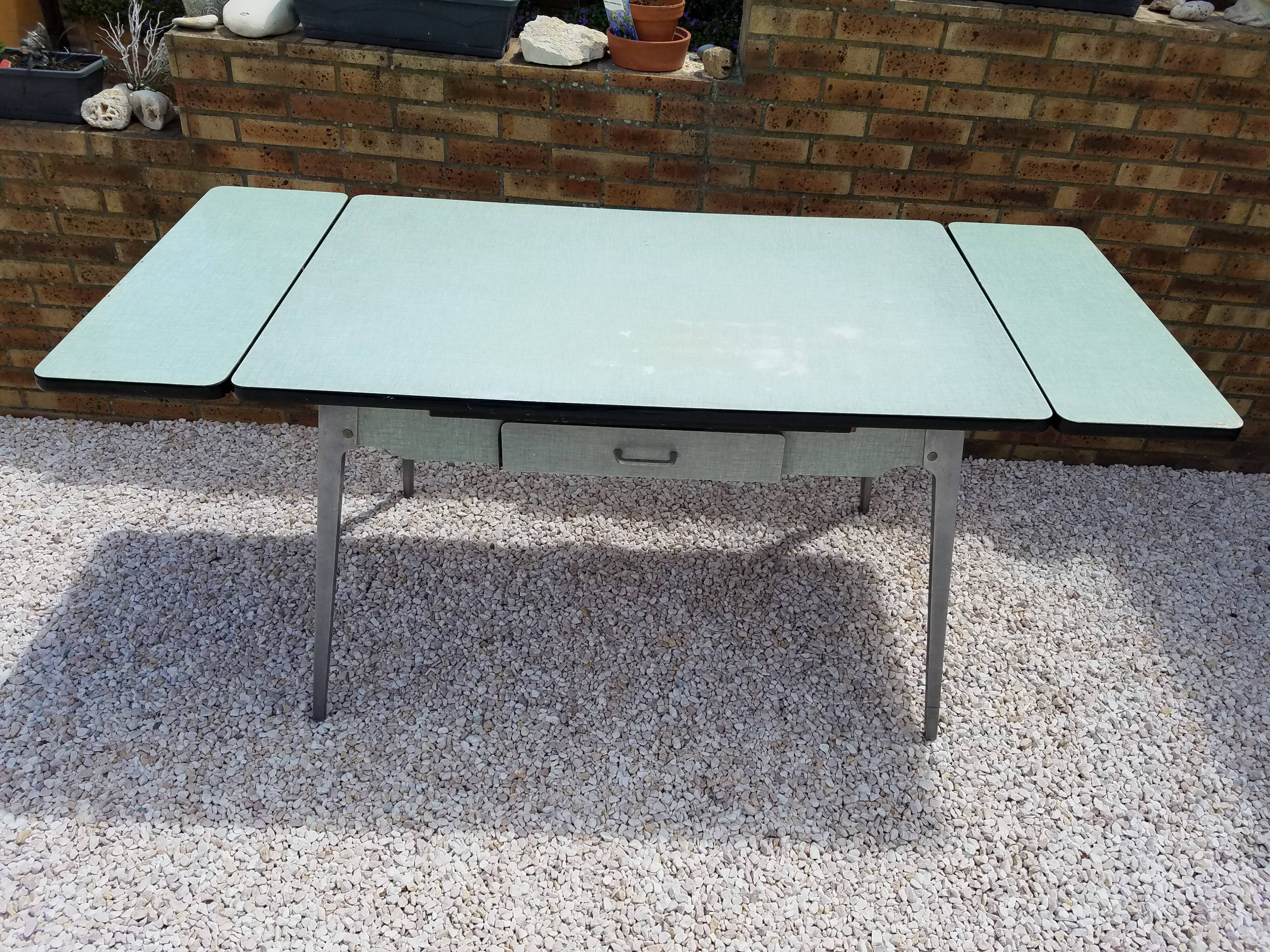 Table formica Jpp 1950