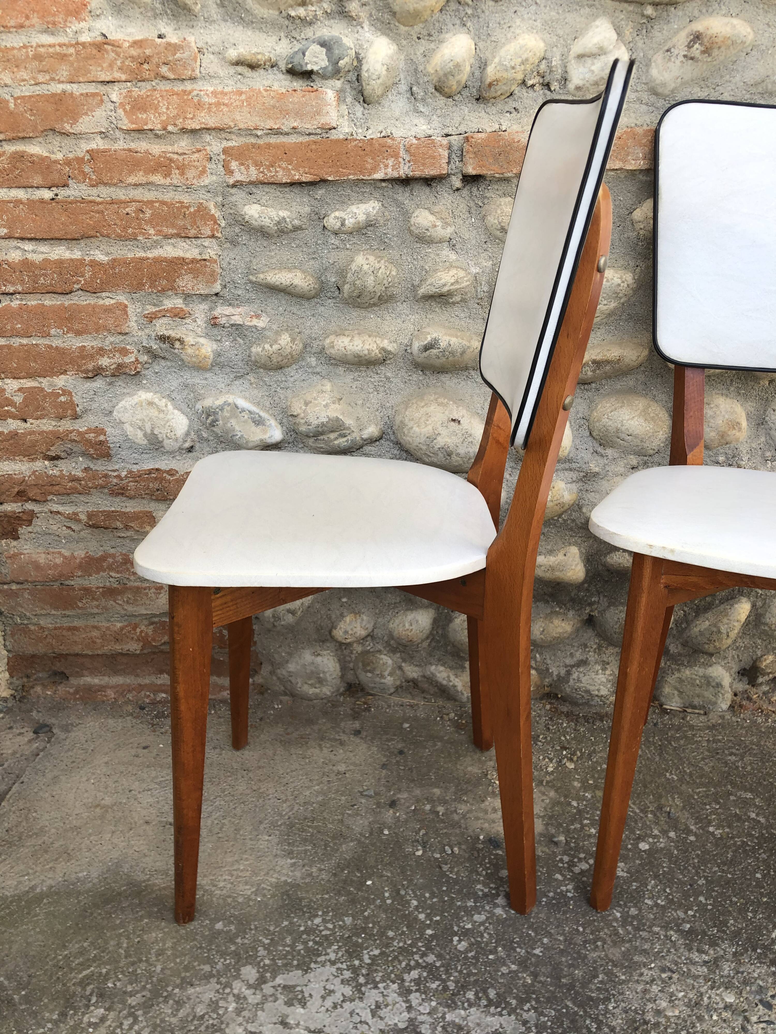 Lot de 4 chaises skai