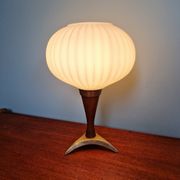 Scandinavian table lamp in teak and frosted white glass, 1960.