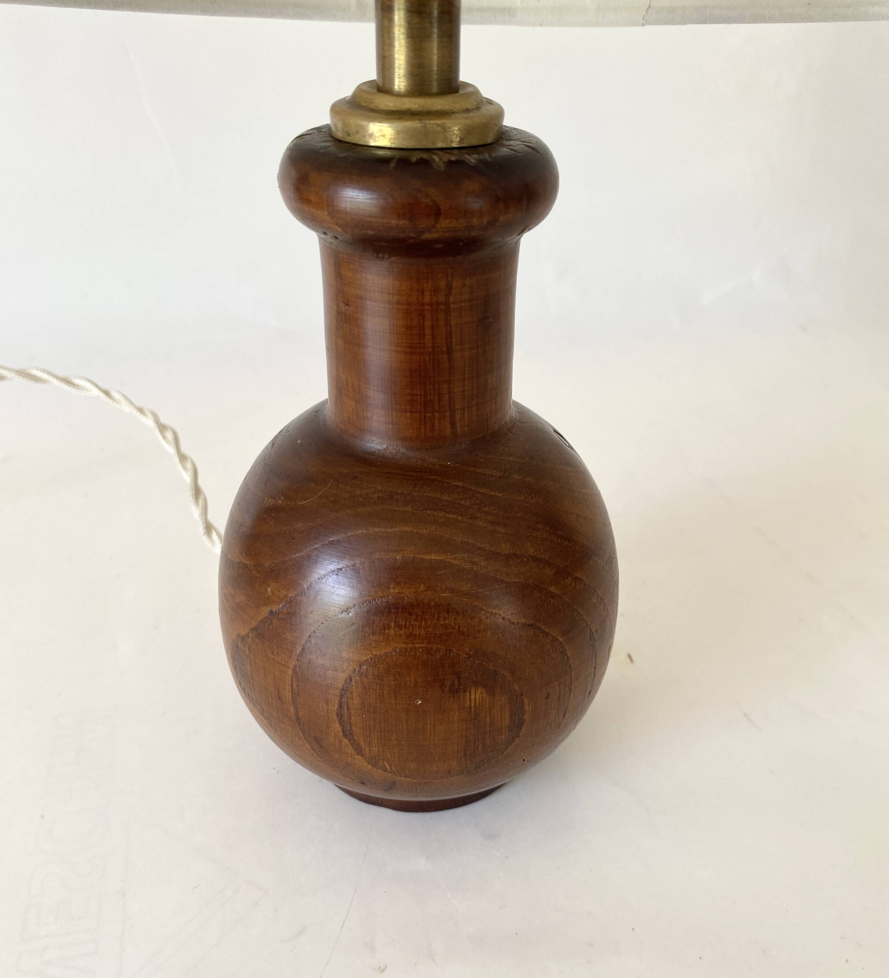 Wooden lamp, fabric cable, cotton lampshade