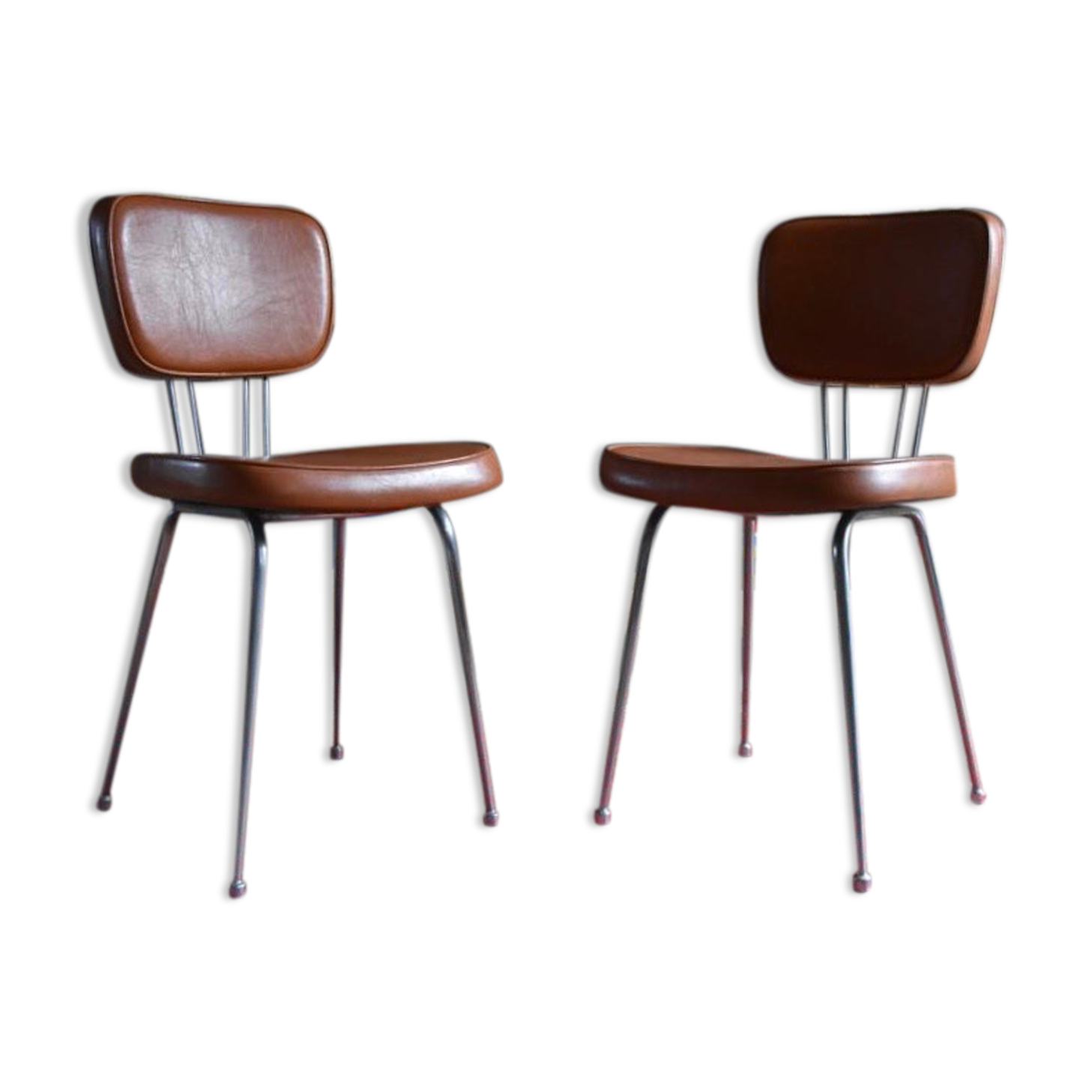 Paire de chaises métal et simili cuir