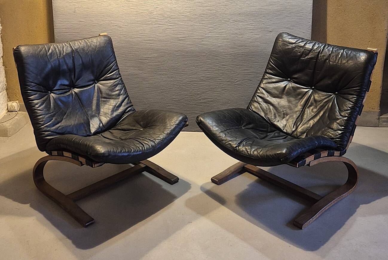 Pair of Scandinavian armchairs "Kengu" by E. & N. Solheim for Rybo, 1970