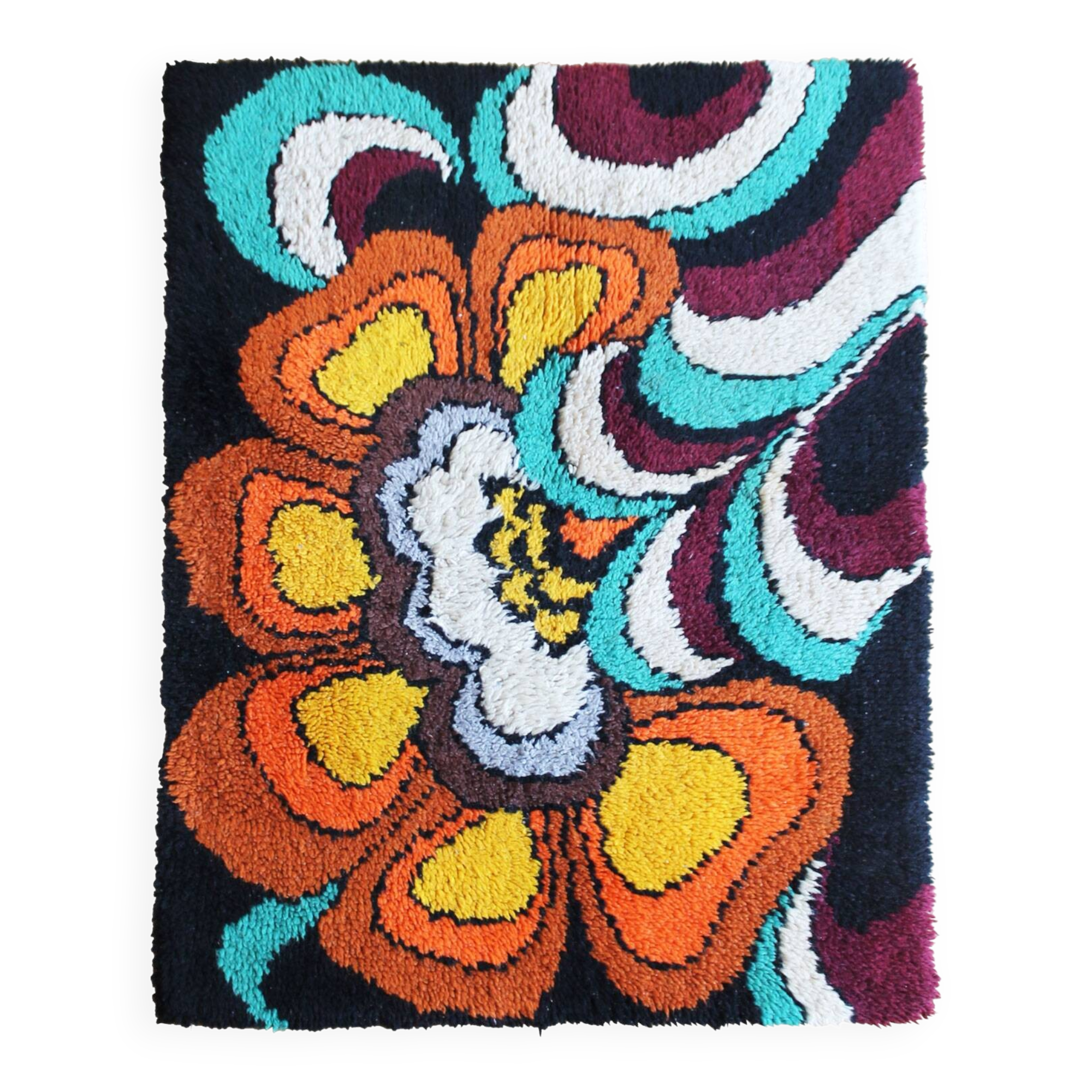 1970s German Wool Rug with Pop-Art Floral Pattern