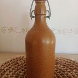 Bouteille en grès