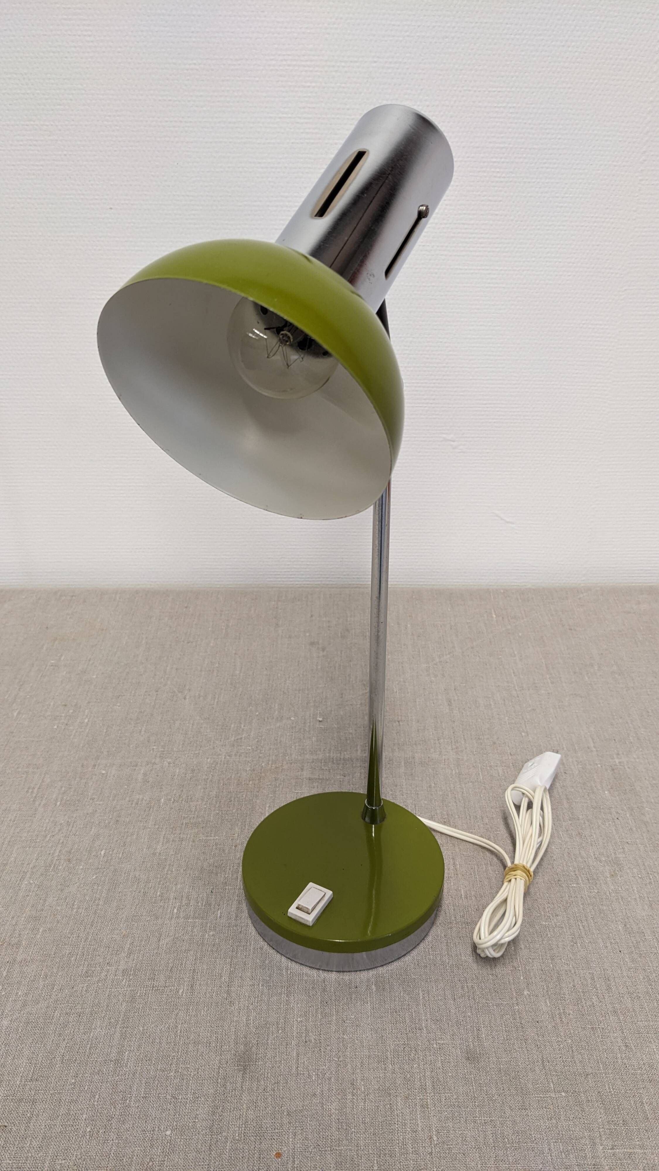 Lampe de bureau ou de chevet articulée, Italie vers 1970