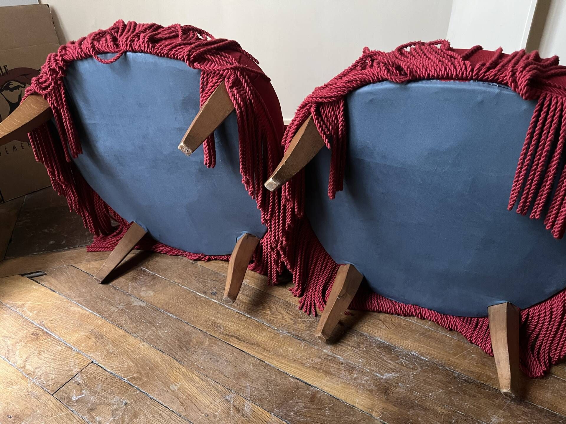 Paire de crapauds Napoléon III en velours rouge, XIXe