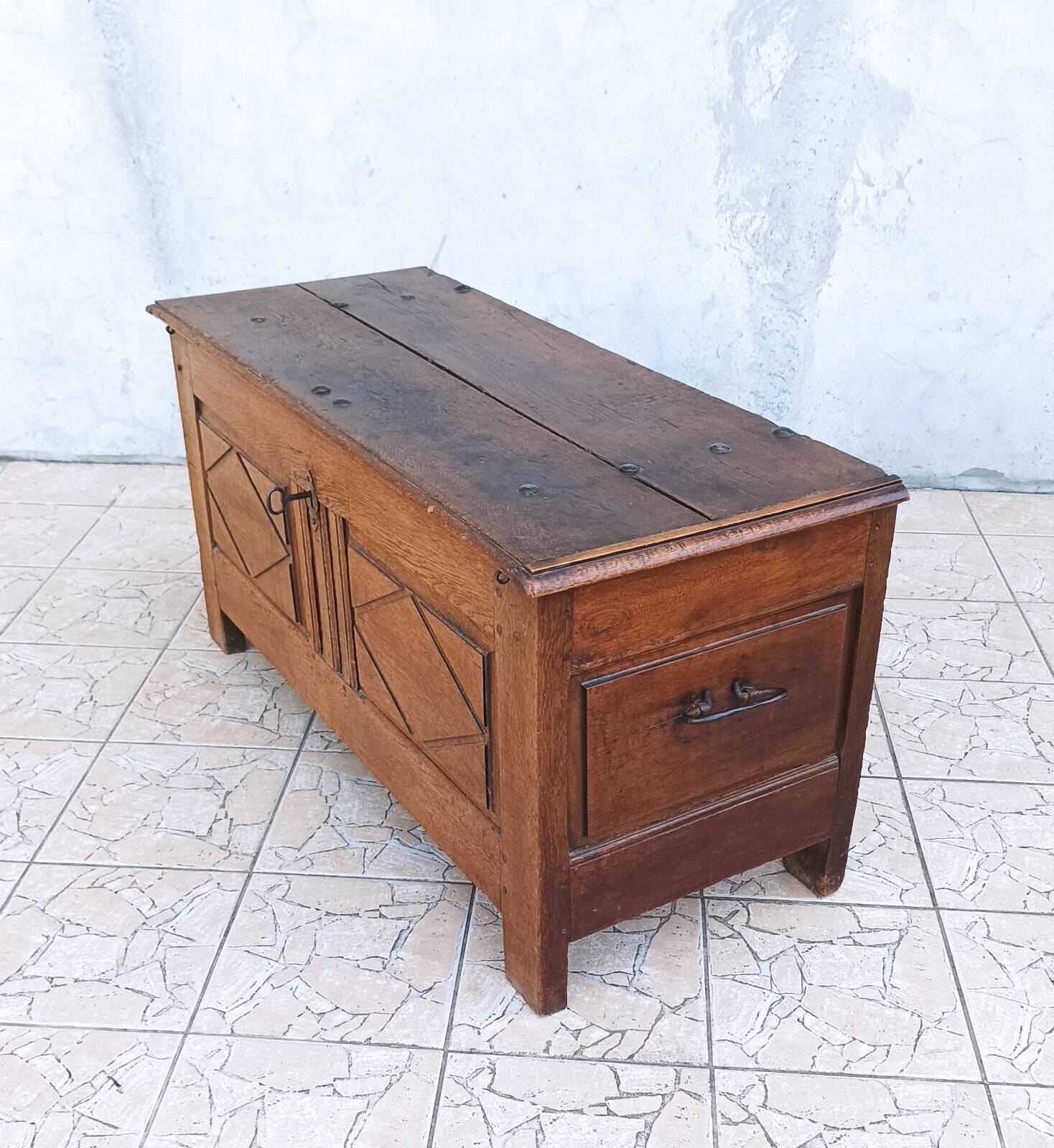 Louis XIII oak chest