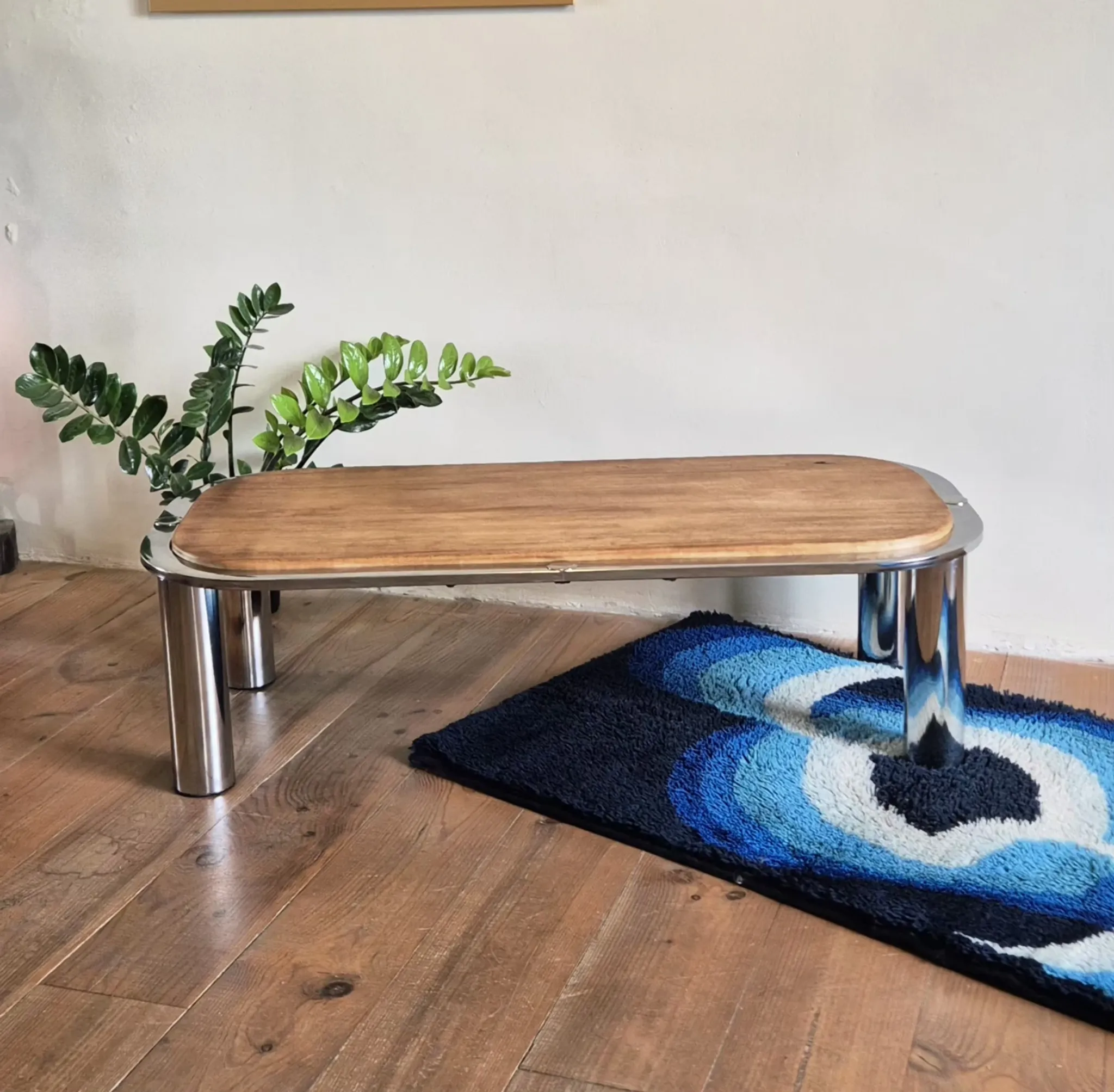 Vintage blue Space Age carpet from the 1970s in long pile wool.