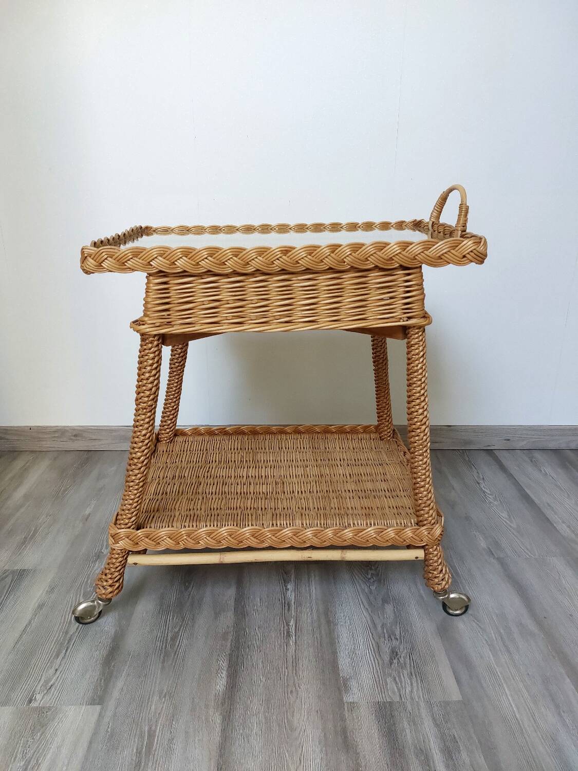 Desserte osier tressé années 50/60