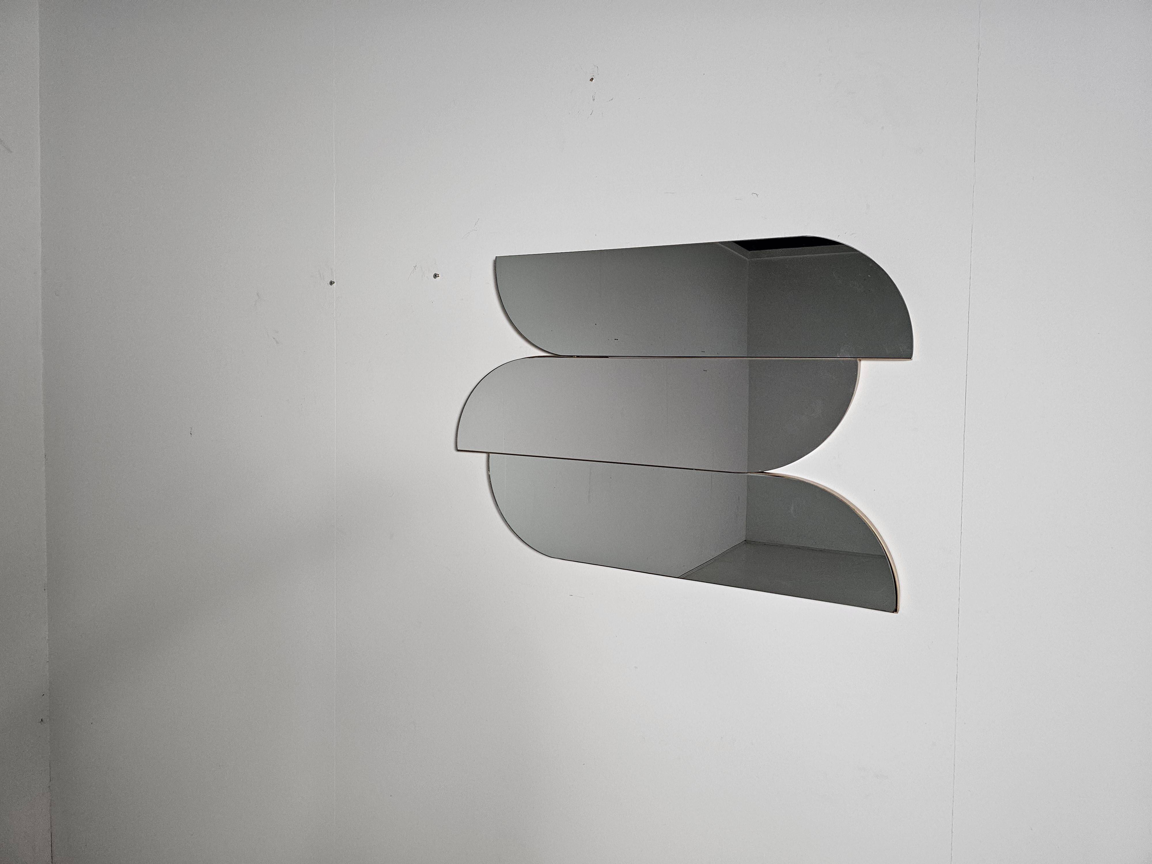Sculptural wall mirror with brass edges, Italy, 1970s