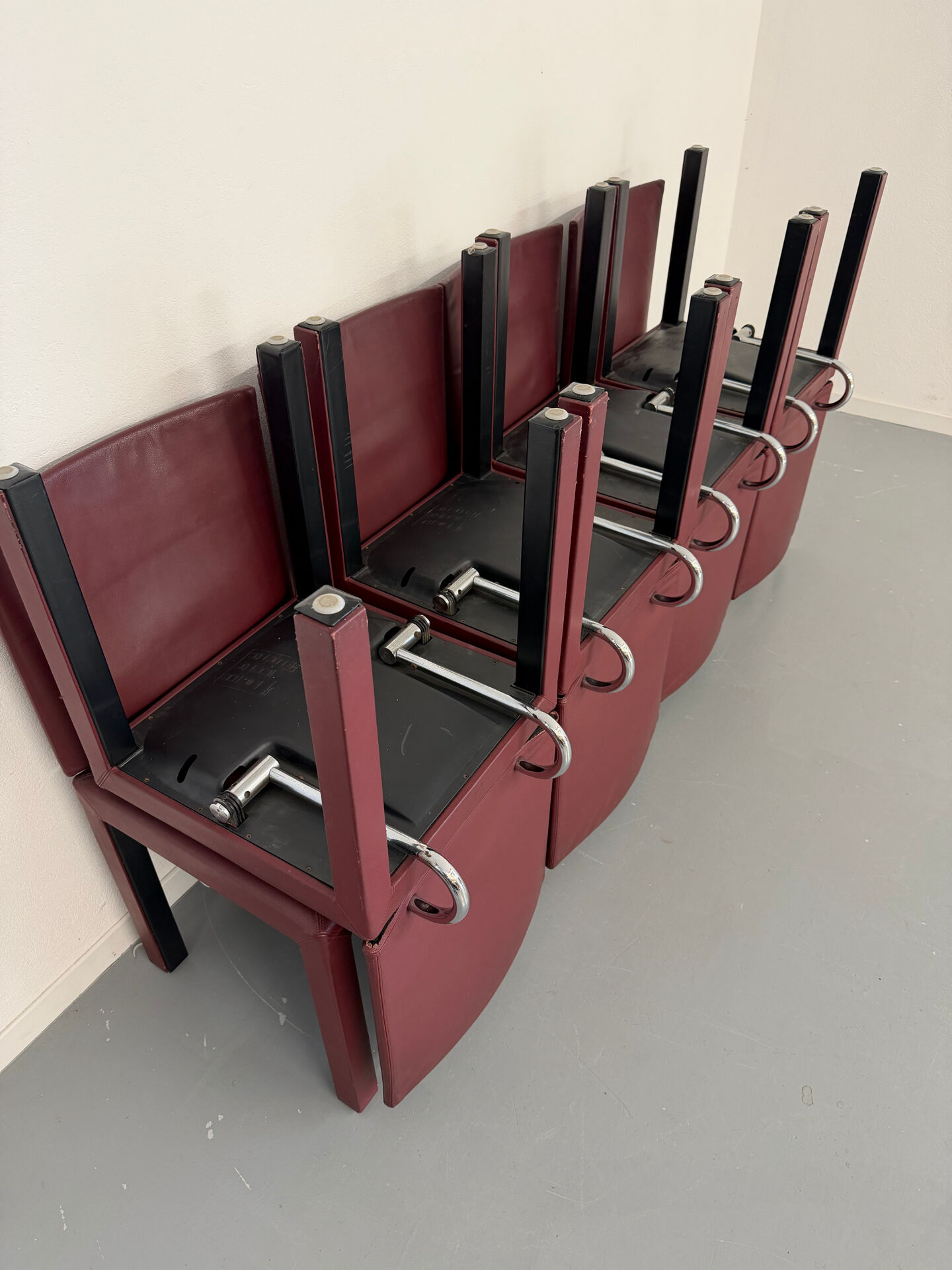 Set of 8 Arcadia chairs designed by Paolo Piva for B&B Italia from the 1980s.
