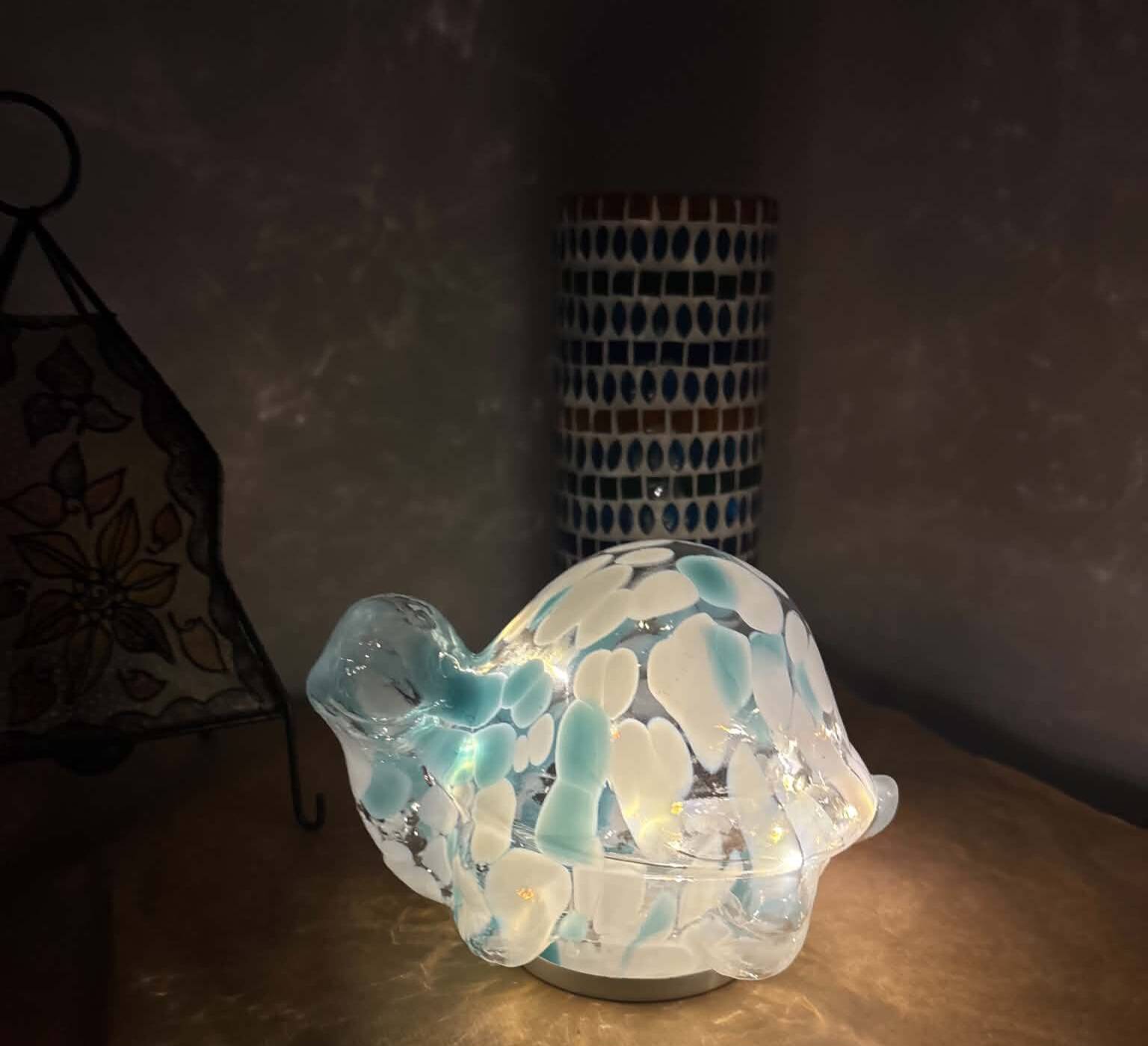 Light turtle in light blue and white glass – vintage / retro