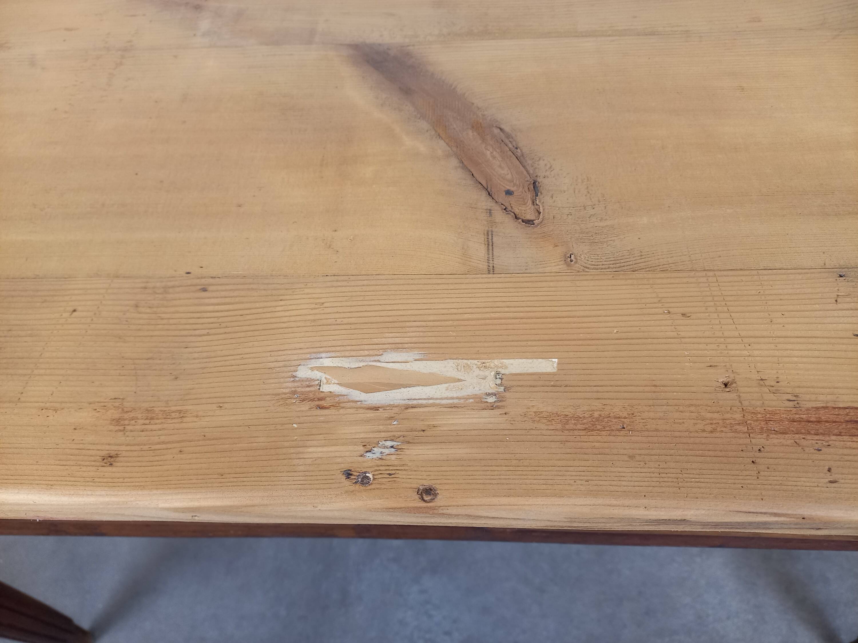 Farmhouse table with drawers