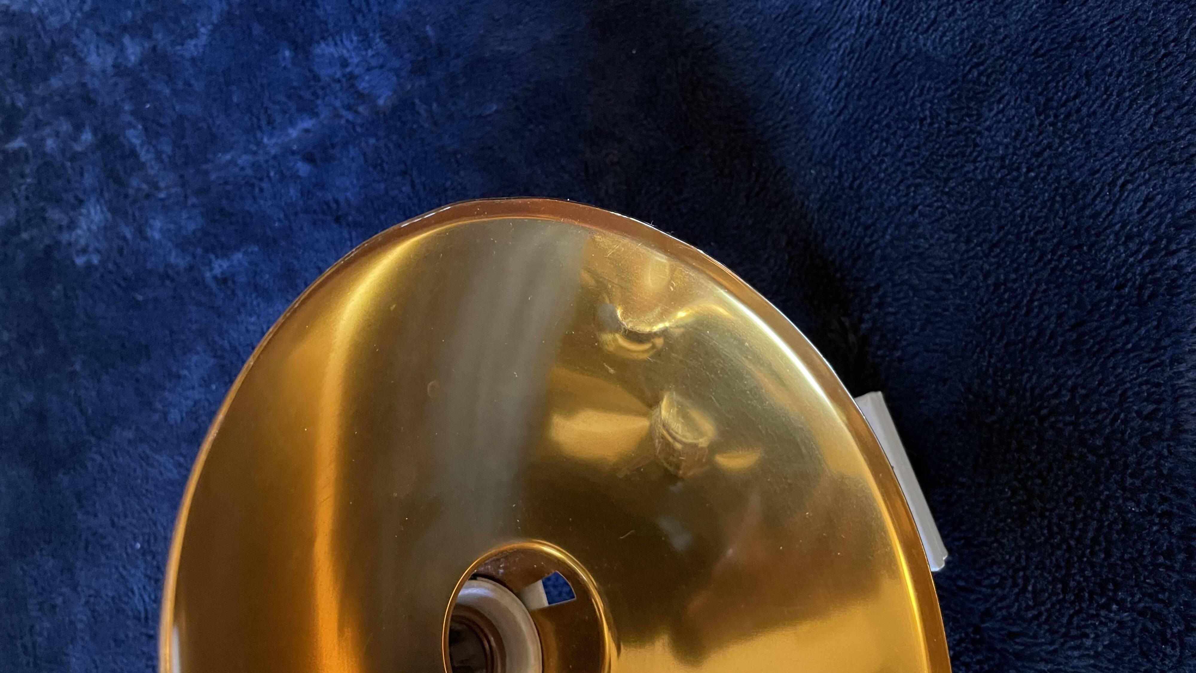 Lampe à pince Lita en métal doré et blanc