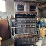 18th-century Béarnese dresser