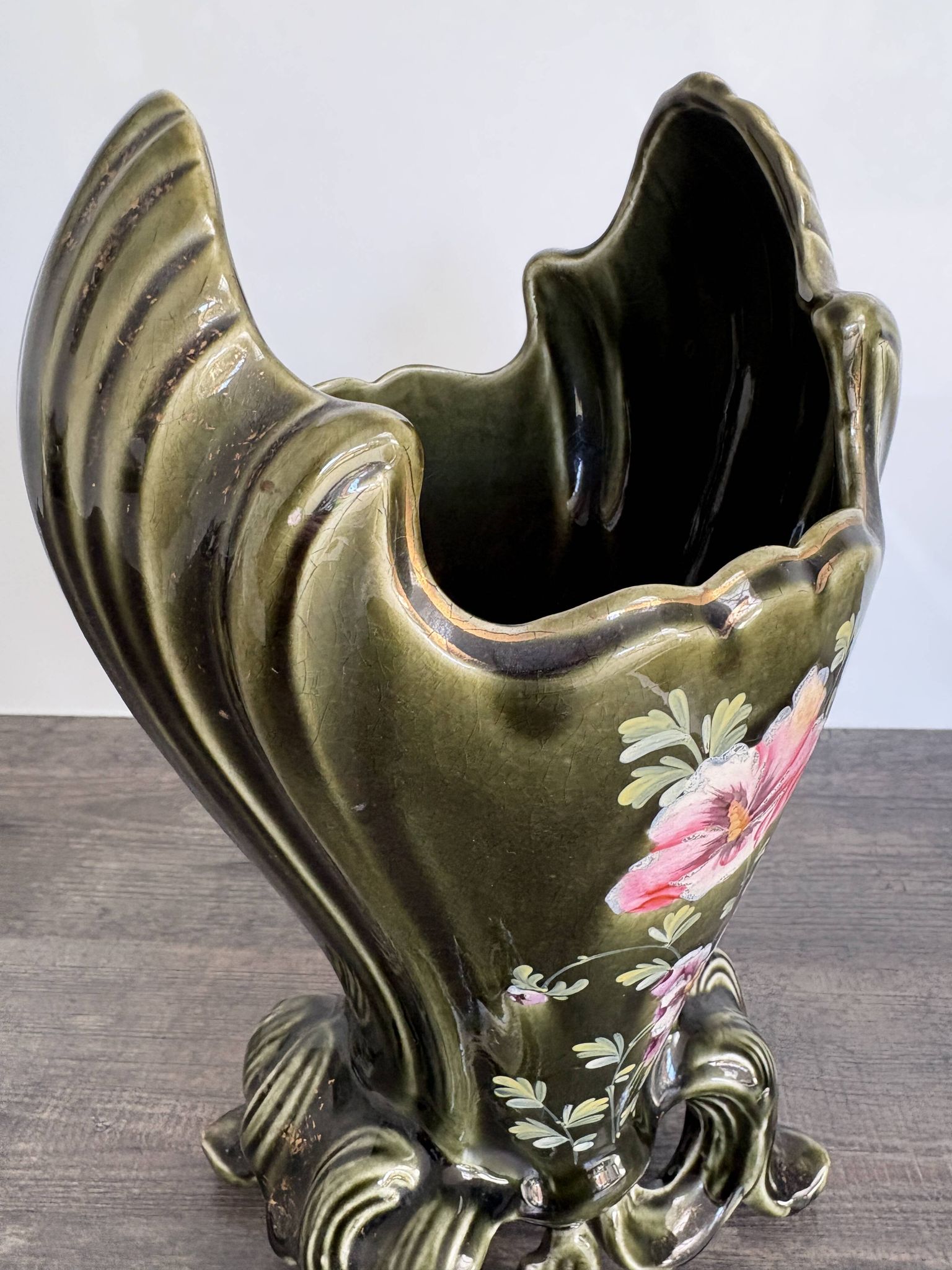 Vase ancien en céramique émaillée