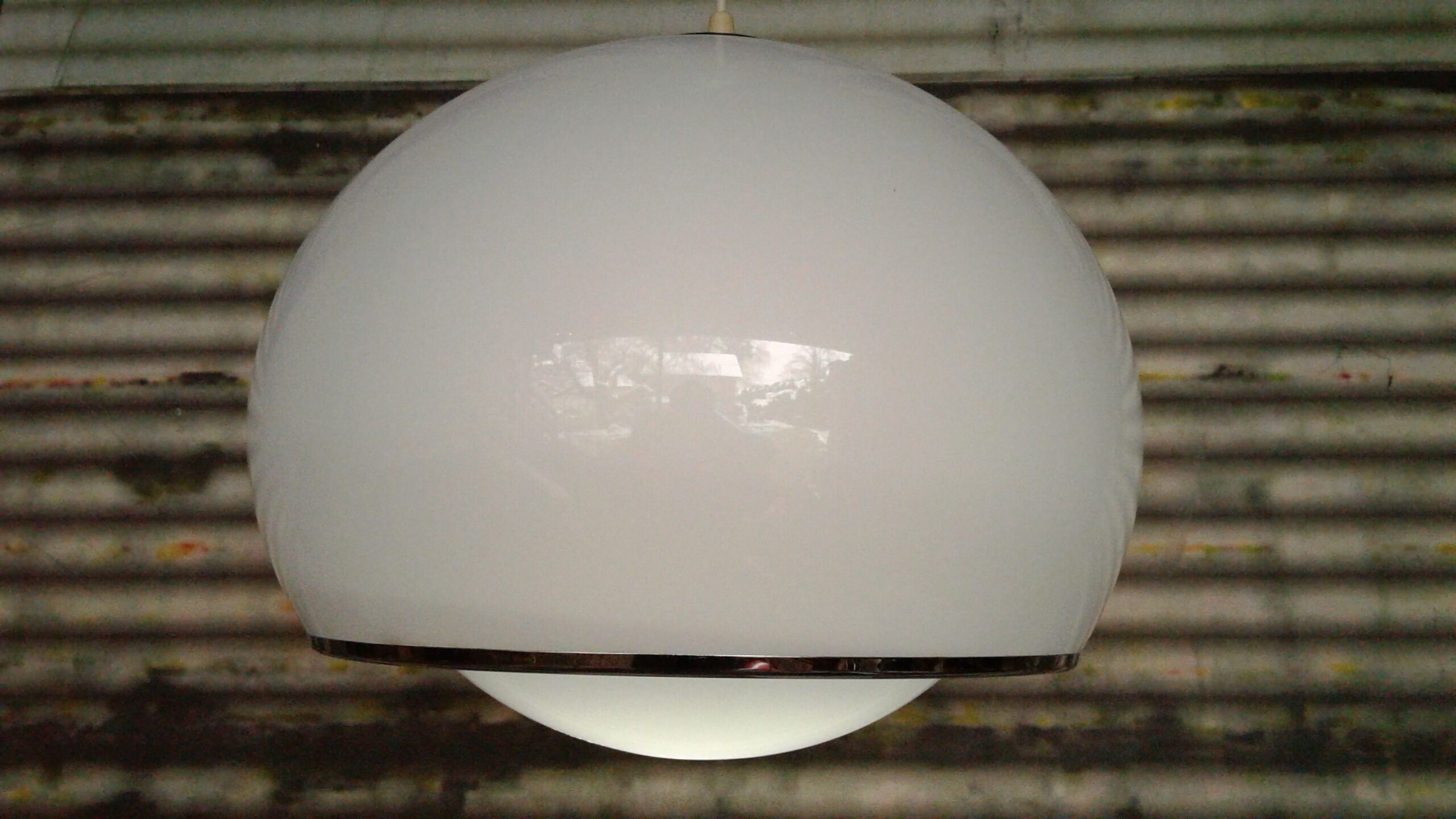 Suspension vintage circa 1970 Harvey Guzzini