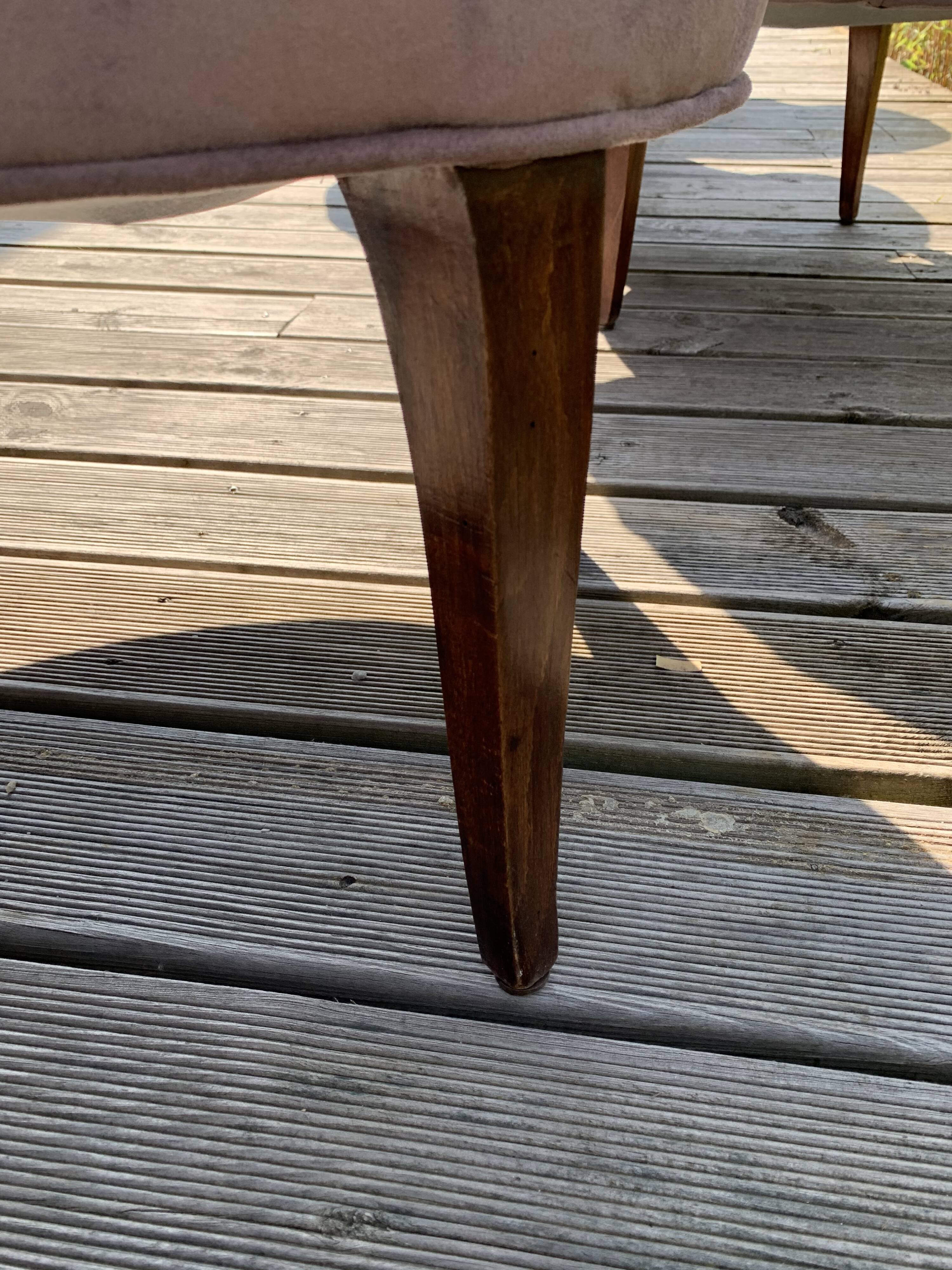 Quatre fauteuils art déco