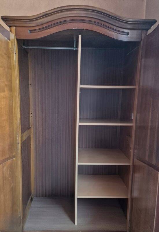 Armoire style Louis XV en merisier 2 portes