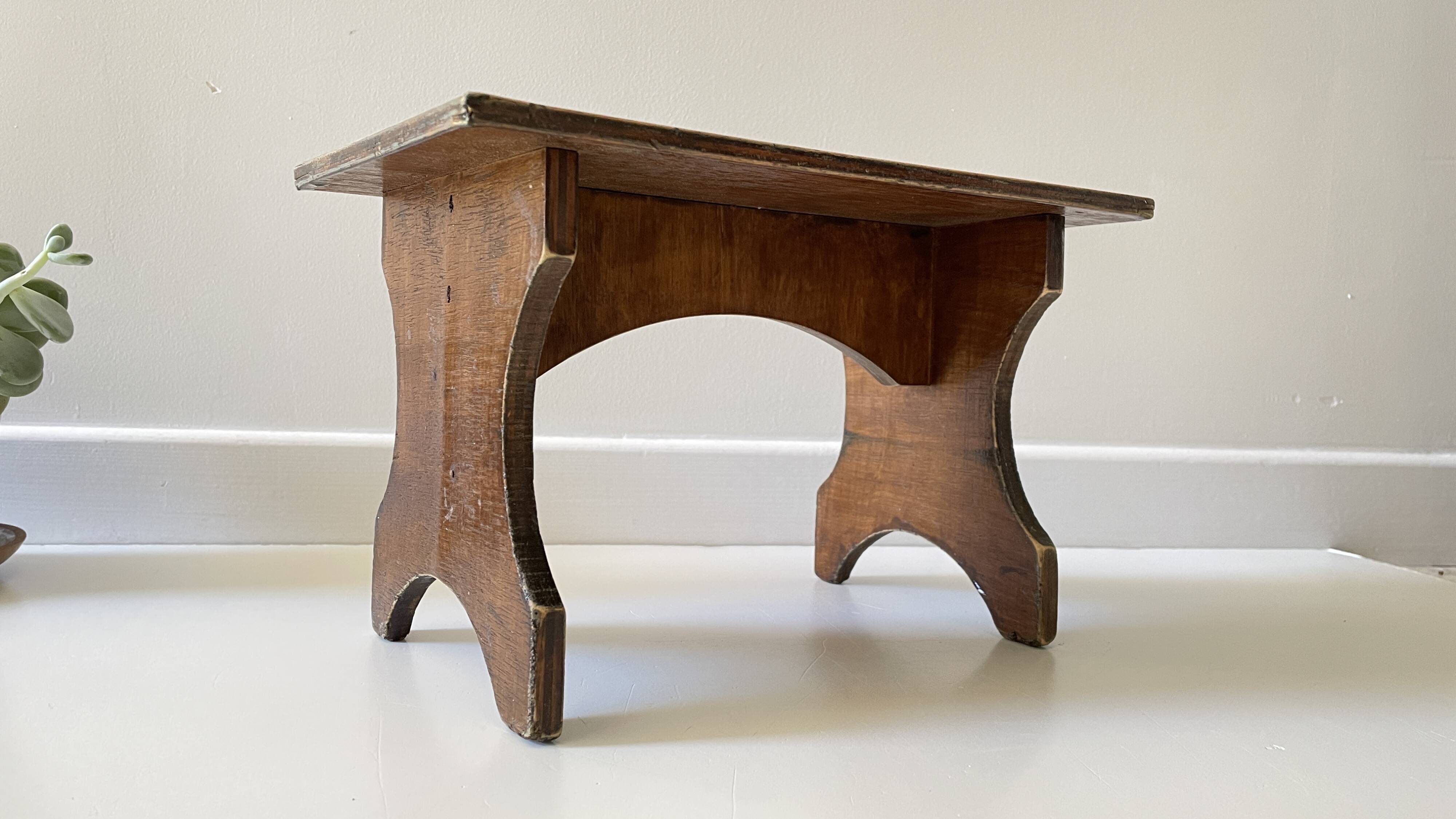 TABOURET Vintage en BOIS