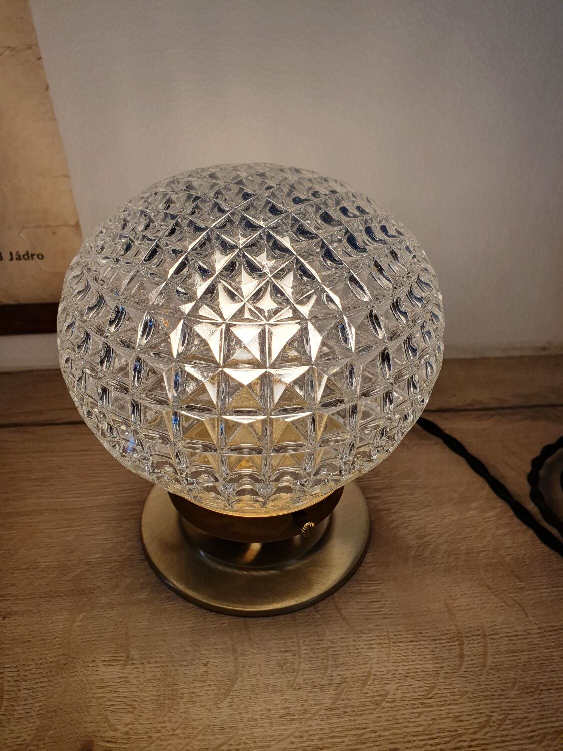 Table lamp