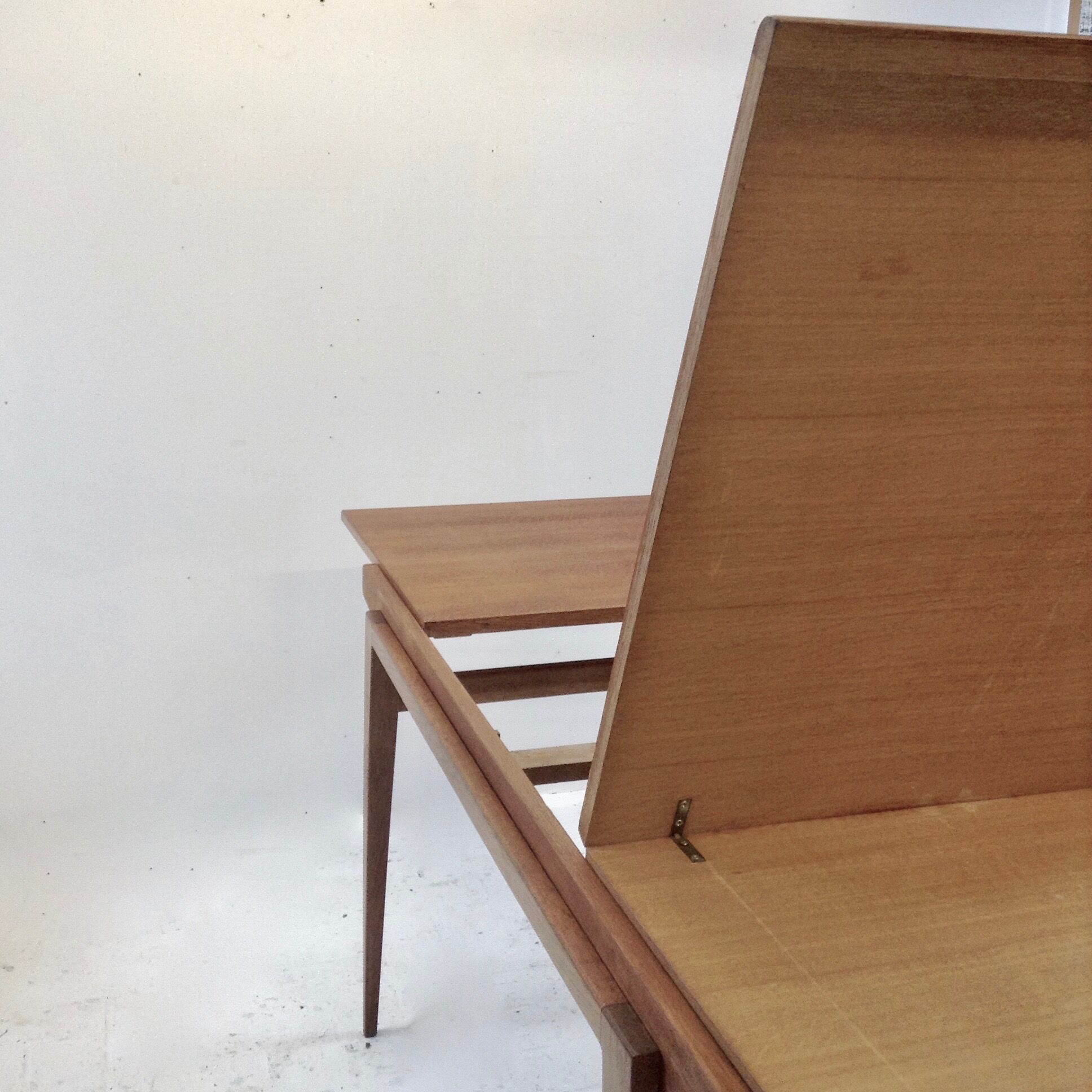 Table de salle à manger
